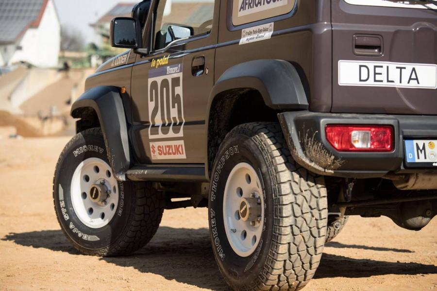 Детали экстерьера Suzuki Jimny Paris Dakar Edition by Delta 4x4 2019 года  (фото 13 из 20)